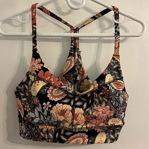 “So” sports bras